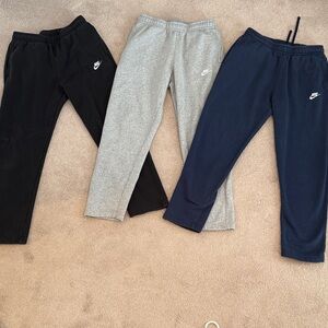 Nike Men’s Sweatpants - Black, Gray, and Blue